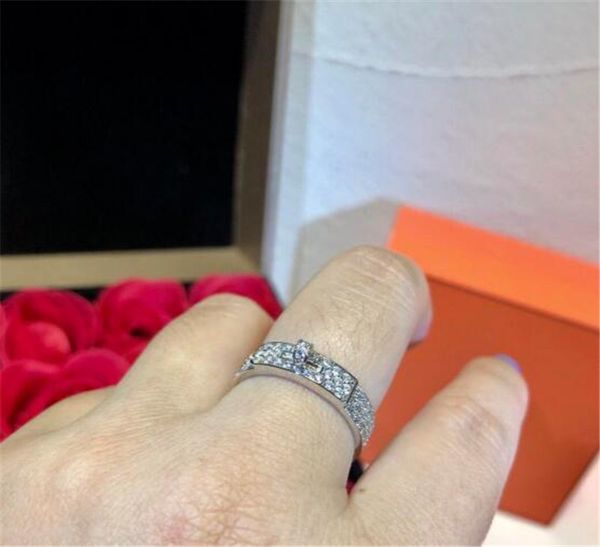 luxury diamond wedding rings designer sparkly elegant rings for women wedding party fashion jewelry christmas gifts ing, Silver
luxury diamond wedding rings designer sparkly elegant rings for women wedding party fashion jewelry christmas gifts ing, Silver
