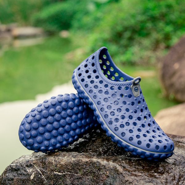 2017 outdoor summer breathable beach men's sandals shui-lu amphibious porous shoes, Black 
2017 outdoor summer breathable beach men's sandals shui-lu amphibious porous shoes, Black