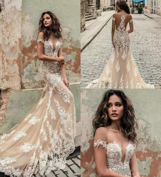 2019 Champagne Mermaid Wedding Dresses Off Shoulder Deep Plunging Neck lace applique Trumpet Berta Bridal Gowns Custom Wedding Dresses
2019 Champagne Mermaid Wedding Dresses Off Shoulder Deep Plunging Neck lace applique Trumpet Berta Bridal Gowns Custom Wedding Dresses