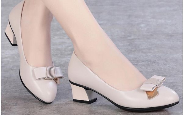 2019 women's shoes in spring and autumn with new style middle heel coarse heel round head bowknot@fff2069, Black
2019 women's shoes in spring and autumn with new style middle heel coarse heel round head bowknot@fff2069, Black