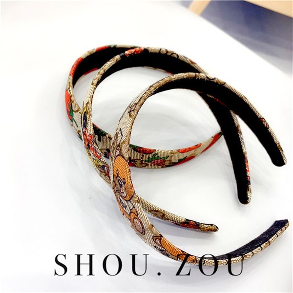 Retro Strawberry Headband Side Clip Hand-Wrapped Hair Hoops Wide Edge Hair Hoop Face Wash Hairpin Headdress
Retro Strawberry Headband Side Clip Hand-Wrapped Hair Hoops Wide Edge Hair Hoop Face Wash Hairpin Headdress