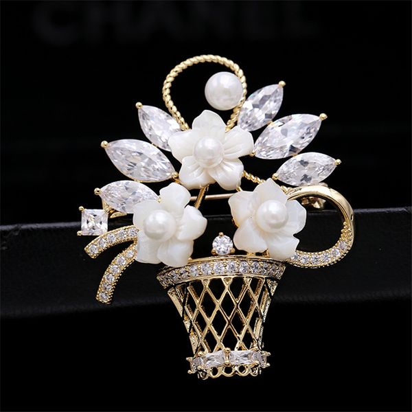2020 new fashion brooches for women zirconia shell pearl flower basket brooch pin costume jewelry ornaments rhinestone broches, Gray
2020 new fashion brooches for women zirconia shell pearl flower basket brooch pin costume jewelry ornaments rhinestone broches, Gray