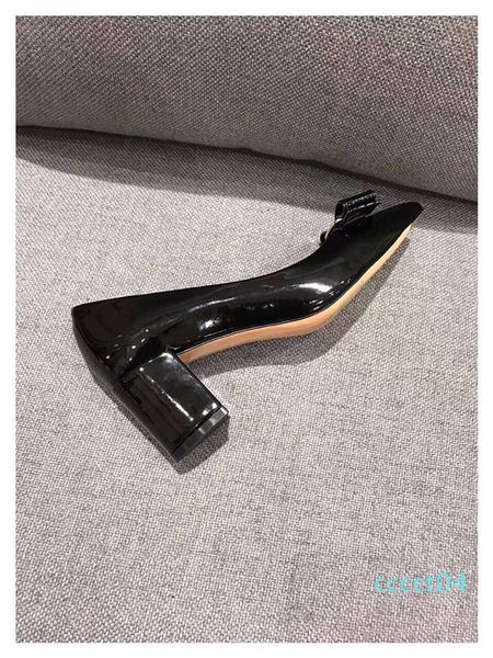 2019 luxury designer women shoes red bottom high heels nude black red glitter leather pointed toes pumps dress shoes 04ct
2019 luxury designer women shoes red bottom high heels nude black red glitter leather pointed toes pumps dress shoes 04ct