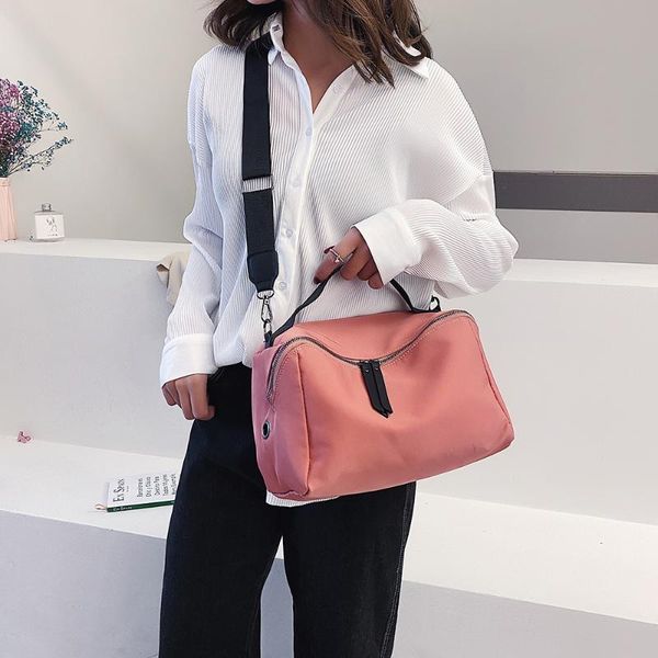 chain large capacity women shoulder travel bags solid leather handbags for women tote ladies crossbody bag
chain large capacity women shoulder travel bags solid leather handbags for women tote ladies crossbody bag