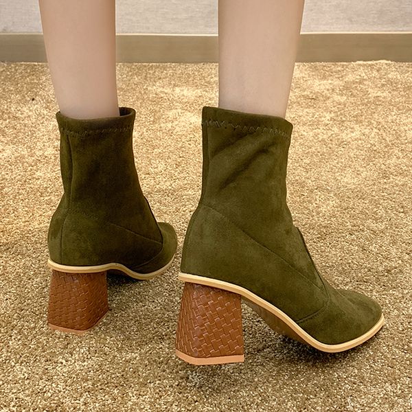 round toe chunky heel low heels booties shoes women's short boot fashion boots woman booties ladies lace up mid-calf punk 2019 m, Black
round toe chunky heel low heels booties shoes women's short boot fashion boots woman booties ladies lace up mid-calf punk 2019 m, Black