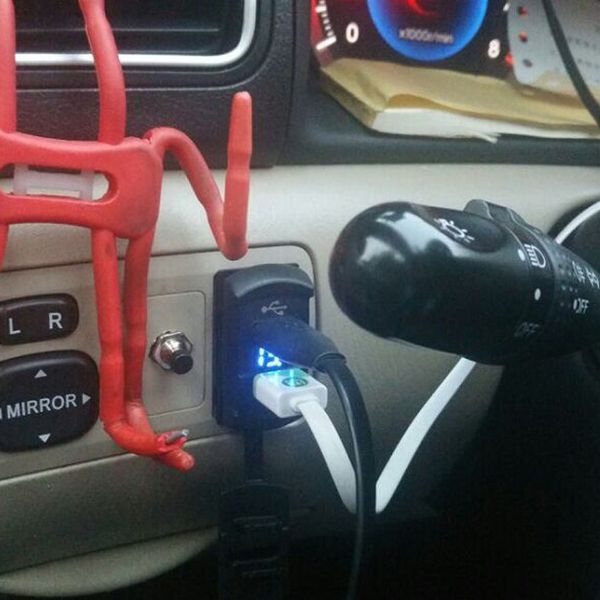 6v-28v switching dual usb port phone charger with blue voltmeter combo features fuse 5v 4.2a + 60cm
6v-28v switching dual usb port phone charger with blue voltmeter combo features fuse 5v 4.2a + 60cm