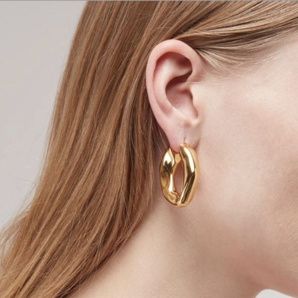 minimalist gold color solid irregular hoop earrings for women stylish geometrical small thick metal earrings trendy jewelry, Golden;silver
minimalist gold color solid irregular hoop earrings for women stylish geometrical small thick metal earrings trendy jewelry, Golden;silver