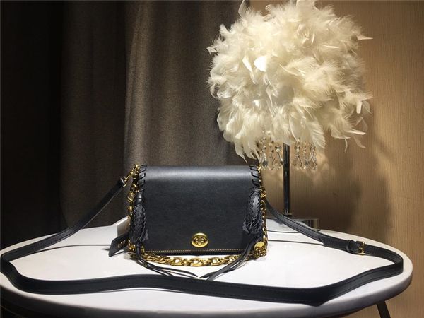 women luxury designer handbags genuine cowhide leather bag crossbody messenger shoulder bags 2019 fashion purses two strap
women luxury designer handbags genuine cowhide leather bag crossbody messenger shoulder bags 2019 fashion purses two strap