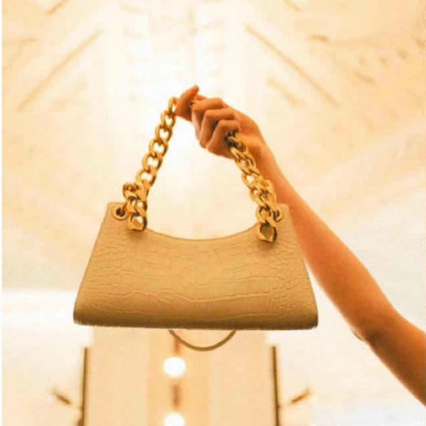 2020 new armpit bag large chain crocodile pattern shoulder messenger leather handbag handbags women bags
2020 new armpit bag large chain crocodile pattern shoulder messenger leather handbag handbags women bags