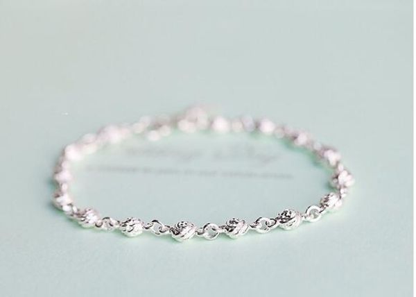 roses simple silver bracelet, fashion catchy engagement jewelry. european and american creative women's bracelet. chain length can be a, Golden;silver
roses simple silver bracelet, fashion catchy engagement jewelry. european and american creative women's bracelet. chain length can be a, Golden;silver