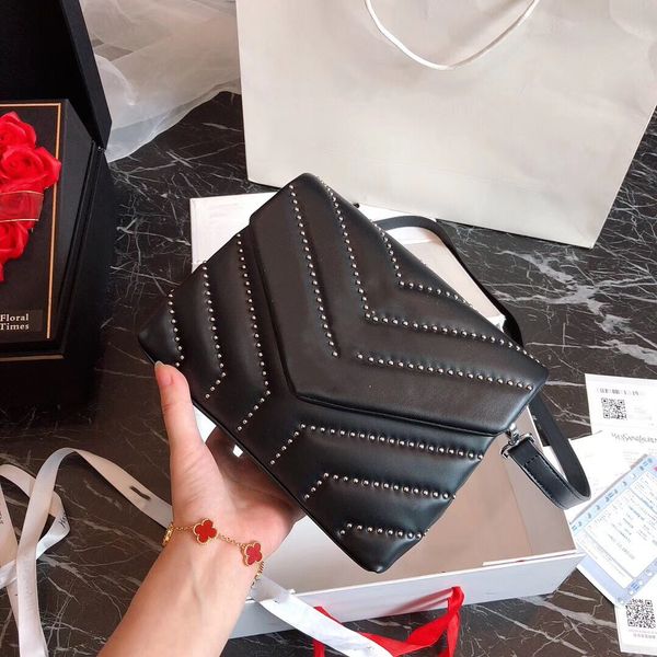 designer-2019 высочайшее качество сумочка vintage сумка из натуральной кожи y с узором на плечо 3 размера горячие продажи
designer-2019 высочайшее качество сумочка vintage сумка из натуральной кожи y с узором на плечо 3 размера горячие продажи