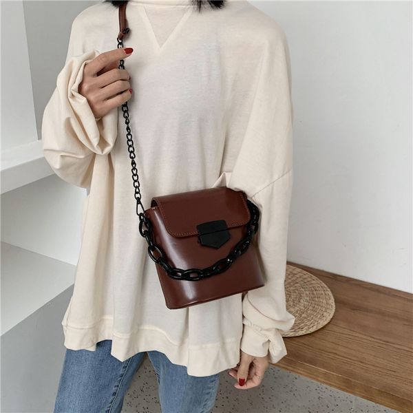 small chains crossbody bags for women 2020 new quality pu leather female shoulder messenger bags lady travel handbags and purses
small chains crossbody bags for women 2020 new quality pu leather female shoulder messenger bags lady travel handbags and purses