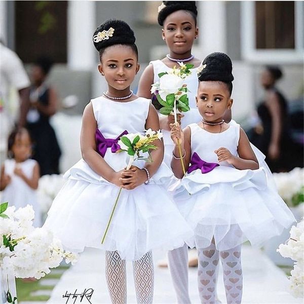cute short flower girl dresses 2021 jewel neck satin ruffles little girls pageant gowns with purple sash fluffy princess formal dress al6481, White;blue
cute short flower girl dresses 2021 jewel neck satin ruffles little girls pageant gowns with purple sash fluffy princess formal dress al6481, White;blue