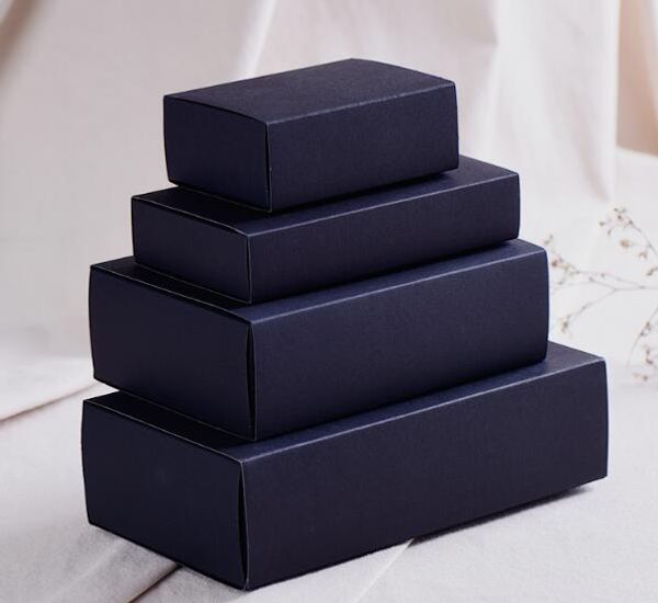 100pcs fast shipping custom black packaging cardboard box black packaging gift box black paper drawer boxes gift cardboard box
100pcs fast shipping custom black packaging cardboard box black packaging gift box black paper drawer boxes gift cardboard box