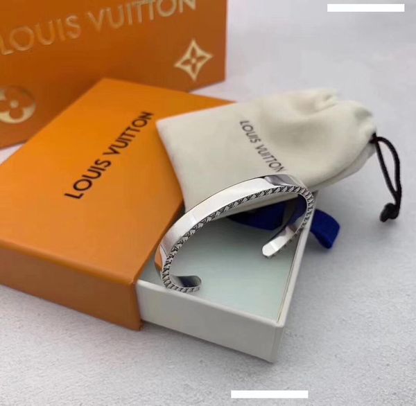 60mm fashion opening leather bracelet no snap silver bracelet fashion letter luxury bracelet christian gift not snap on jewelry, Golden;silver
60mm fashion opening leather bracelet no snap silver bracelet fashion letter luxury bracelet christian gift not snap on jewelry, Golden;silver