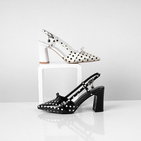 zapatos mujer 2020 летняя новая точка волны грубые сандалии заостренный носок туфли женщины женщина мода сексуальный зрелые высокие каблуки, Black
zapatos mujer 2020 летняя новая точка волны грубые сандалии заостренный носок туфли женщины женщина мода сексуальный зрелые высокие каблуки, Black