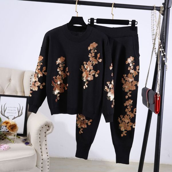 2018 autumn winter women's knitted pants suit casual gold leaf disc flower embroidery sweater + long haren pants two pieces ws10, Gray
2018 autumn winter women's knitted pants suit casual gold leaf disc flower embroidery sweater + long haren pants two pieces ws10, Gray