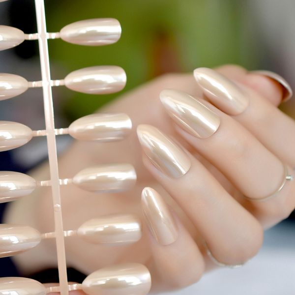 fashion champagne color metallic false stiletto nails khaki metal pointed full cover fake nail tips wear nails art, Red;gold
fashion champagne color metallic false stiletto nails khaki metal pointed full cover fake nail tips wear nails art, Red;gold