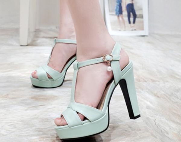 2020 women's sandals in summer with new style high heel coarse heel waterproof table @zx1269, Black
2020 women's sandals in summer with new style high heel coarse heel waterproof table @zx1269, Black
