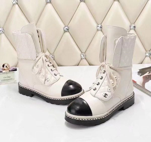 new autumn and winter authentic stitching fashion wild flat boots slim martin boots calf oil skin pearl rhombic lace short boots women, Black
new autumn and winter authentic stitching fashion wild flat boots slim martin boots calf oil skin pearl rhombic lace short boots women, Black