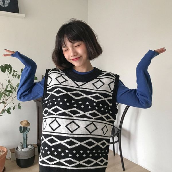 2018 korean vintage black and white color matching sweater vest women, White;black
2018 korean vintage black and white color matching sweater vest women, White;black