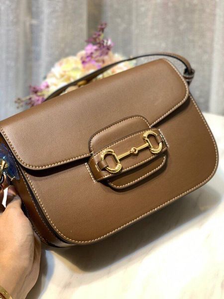 classic designer womens handbag wild diagonal cross shoulder bag new bag natural wind ladies bag gift g602204
classic designer womens handbag wild diagonal cross shoulder bag new bag natural wind ladies bag gift g602204