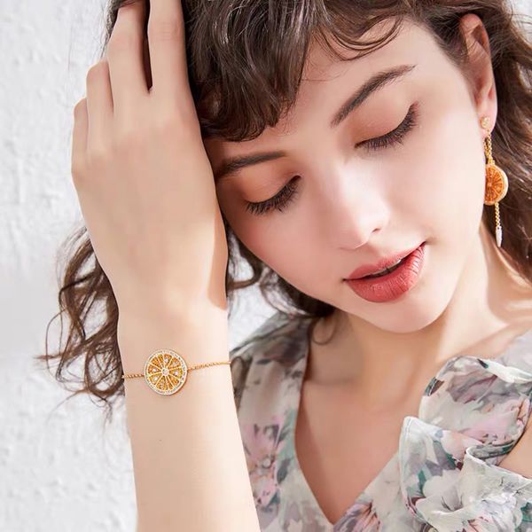 popular s925 sterling silver orange bracelet push pull adjustable fashion personality trend luxury women's delivery orange, Golden;silver
popular s925 sterling silver orange bracelet push pull adjustable fashion personality trend luxury women's delivery orange, Golden;silver