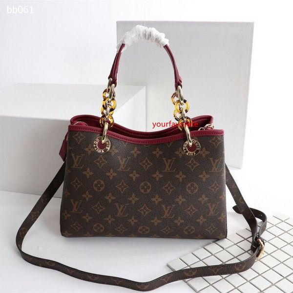 2020 personality bag women tide ladies portable autumn and winter slung shoulder bag large capacity factory direct sales size 31x23x10cm
2020 personality bag women tide ladies portable autumn and winter slung shoulder bag large capacity factory direct sales size 31x23x10cm