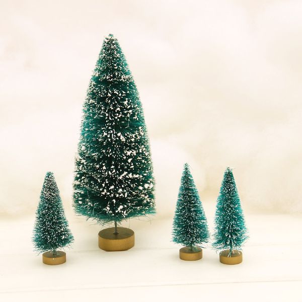 1 pcs christmas tree a small pine tree placed in the deskmini christmas decoration for home xmas supplies
1 pcs christmas tree a small pine tree placed in the deskmini christmas decoration for home xmas supplies