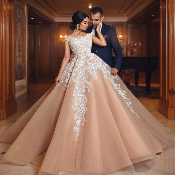 graceful lace a line wedding dresses off the shoulder v neck appliqued bridal gowns sweep train tulle vestido de novia, White
graceful lace a line wedding dresses off the shoulder v neck appliqued bridal gowns sweep train tulle vestido de novia, White