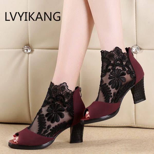 2020 женщины embellished замша высокий каблук сандалии sexy peep toe лодыжки ремень стразы гладиатор обувь zandalias mujer, Black
2020 женщины embellished замша высокий каблук сандалии sexy peep toe лодыжки ремень стразы гладиатор обувь zandalias mujer, Black