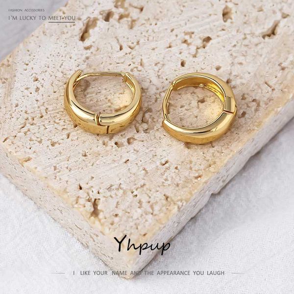 yhpup personalized round hollow hoop earrings for women simple gold color metal earrings new jewelry orecchini donna gift 2020, Golden;silver
yhpup personalized round hollow hoop earrings for women simple gold color metal earrings new jewelry orecchini donna gift 2020, Golden;silver