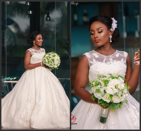 2020 new elegant african black girl ball gown wedding dresses bridal gown plus size wedding gowns country vintage meerjungfrau brautkleider, White
2020 new elegant african black girl ball gown wedding dresses bridal gown plus size wedding gowns country vintage meerjungfrau brautkleider, White