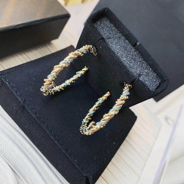 fashion brand have stamps blue designer earrings for lady women party wedding lovers gift engagement luxury jewelry for bride with box, Golden;silver
fashion brand have stamps blue designer earrings for lady women party wedding lovers gift engagement luxury jewelry for bride with box, Golden;silver