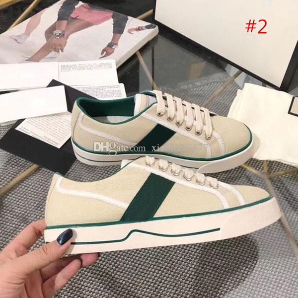 new fashion women luxury designer shoes canvas flat classic round toe brand shoes designer size 35-40, Black
new fashion women luxury designer shoes canvas flat classic round toe brand shoes designer size 35-40, Black