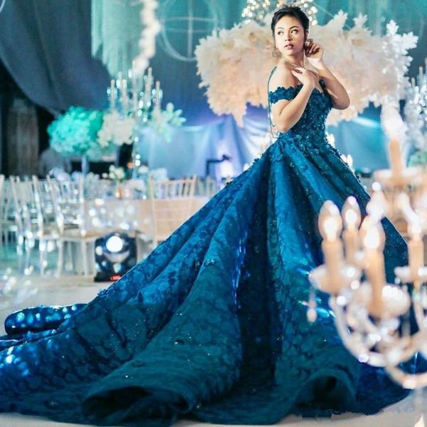 gorgeous ball gown prom dresses flowers sequins beads off the shoulder lace evening dress long train lace up bridal dress robes de soiree, Black;red
gorgeous ball gown prom dresses flowers sequins beads off the shoulder lace evening dress long train lace up bridal dress robes de soiree, Black;red
