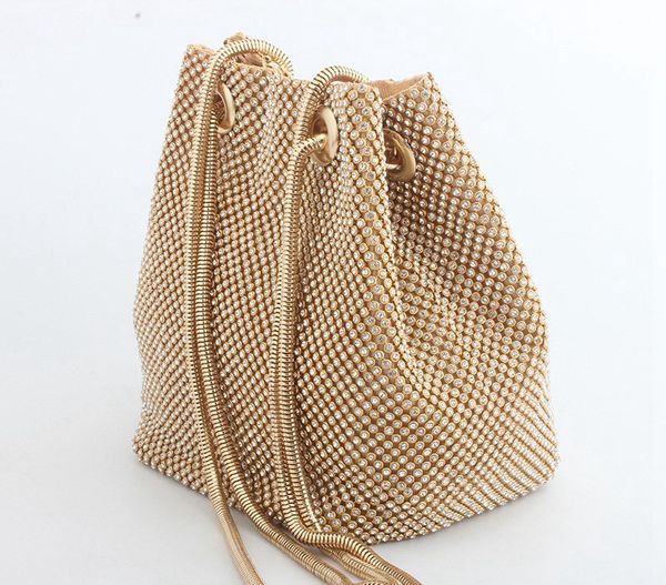 2020 new diamond shiny chain bucket bag shoulder messenger bag mini rhinestone fashion casual still wild handbag
2020 new diamond shiny chain bucket bag shoulder messenger bag mini rhinestone fashion casual still wild handbag