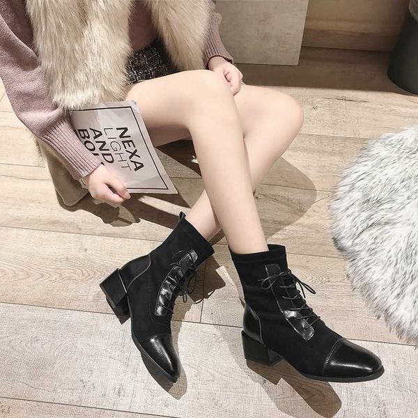 handmade 2020 winter boots women solid color flock pu leather lace-up square heels short plush ladeis black boots
handmade 2020 winter boots women solid color flock pu leather lace-up square heels short plush ladeis black boots