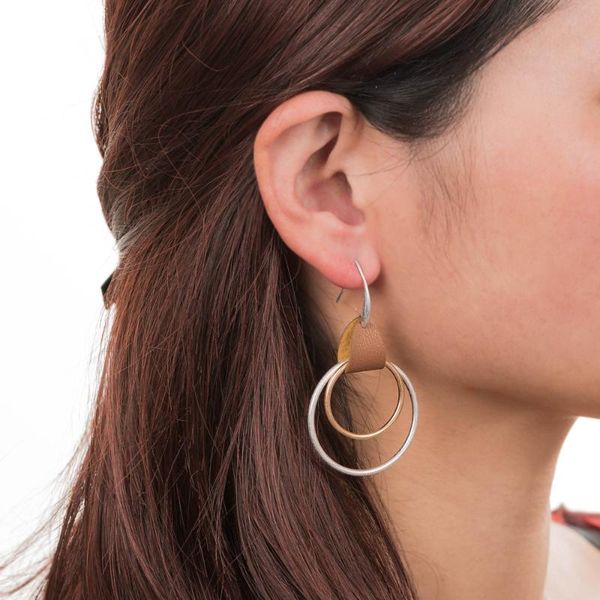 new fashion drop earrings for women golden silver color round circle earrings double round
new fashion drop earrings for women golden silver color round circle earrings double round