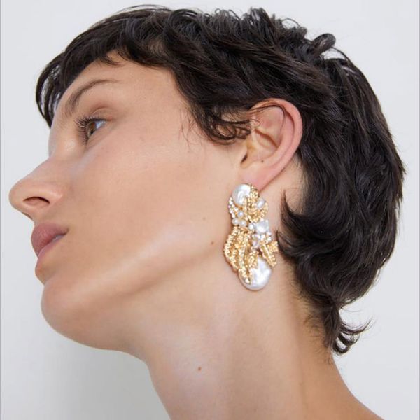 new exaggerated inlaid faux pearl earrings creative retro alloy gold leaf personality earrings for women party jewelry, Silver
new exaggerated inlaid faux pearl earrings creative retro alloy gold leaf personality earrings for women party jewelry, Silver