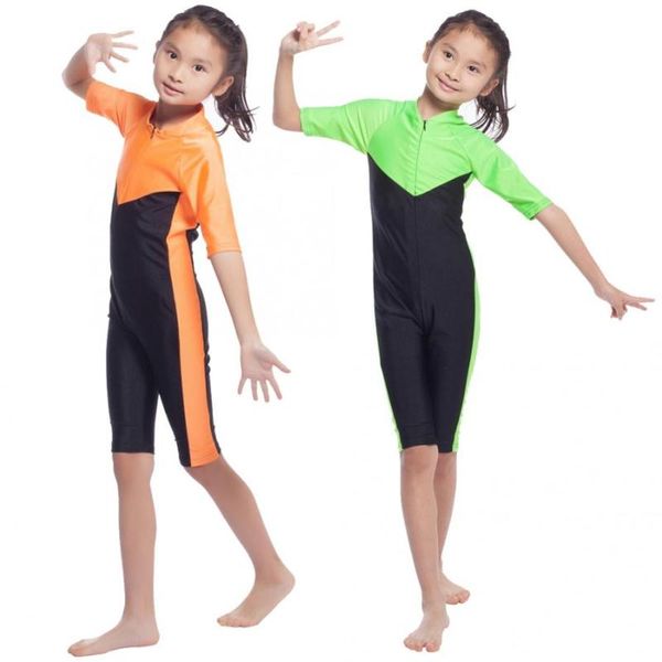 girls muslim swimwears half sleeve swim shorts one-piece swimsuits islamic children arab islam beach wear swim suits surf pants
girls muslim swimwears half sleeve swim shorts one-piece swimsuits islamic children arab islam beach wear swim suits surf pants