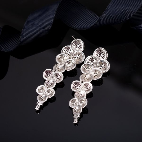 euroamerican fashion retro temperament full of drills personality heartshaped activity quartz earrings factory customized jewelry, Golden;silver
euroamerican fashion retro temperament full of drills personality heartshaped activity quartz earrings factory customized jewelry, Golden;silver
