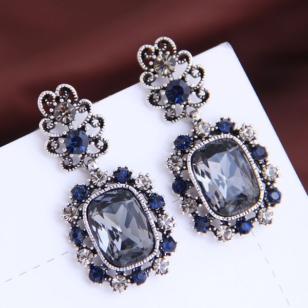 new grey glasses stone earrings for women jewelry vintage hanging woman earrings 2020 statement earings fashion jewelry, Golden;silver
new grey glasses stone earrings for women jewelry vintage hanging woman earrings 2020 statement earings fashion jewelry, Golden;silver