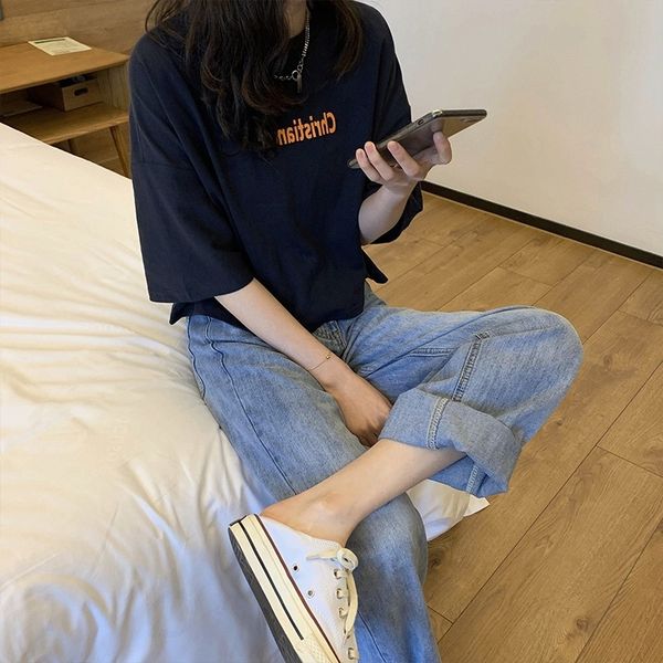 letter printed white t-shirt women's seven-point sleeve round collar loose short white t-shirt top
letter printed white t-shirt women's seven-point sleeve round collar loose short white t-shirt top