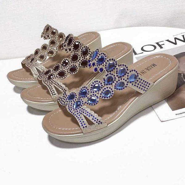 bohemia slippers thick sole wedges 2020 new crystal female med heels platform sandals for woman summer slippers shoes, Black
bohemia slippers thick sole wedges 2020 new crystal female med heels platform sandals for woman summer slippers shoes, Black