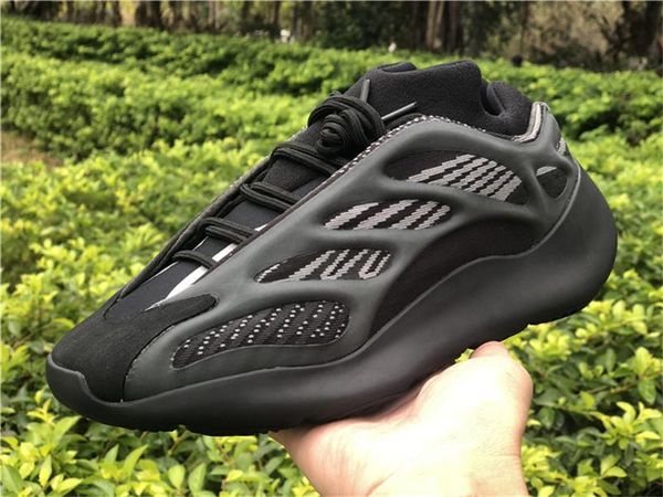 authentic 700 v3 alvah h67799 azael fw4980 kanye west glow in the dark men women running shoes 7007adidas sneakers with original box
authentic 700 v3 alvah h67799 azael fw4980 kanye west glow in the dark men women running shoes 7007adidas sneakers with original box
