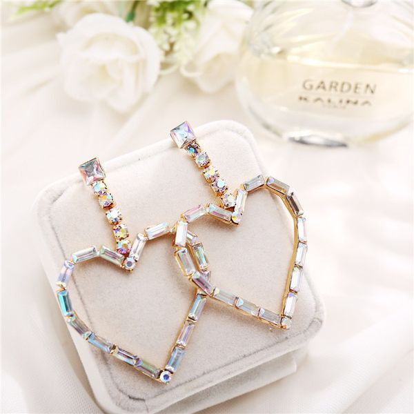 fashion-women earring heart charm alloy with crystal for women party birthday new year christmas gift, Golden
fashion-women earring heart charm alloy with crystal for women party birthday new year christmas gift, Golden