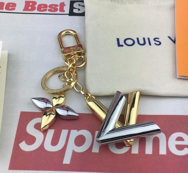 Top quality Luxury Keychain Cirle Fashion Car Keychains Stainless Steel Designer Keychain for Gifts with Box
Top quality Luxury Keychain Cirle Fashion Car Keychains Stainless Steel Designer Keychain for Gifts with Box