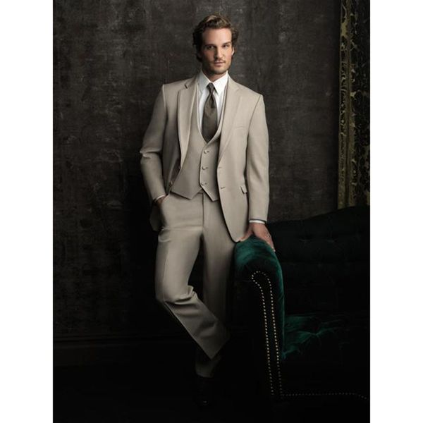 new fashion groom beige men suit set tuxedos men's wear wedding party groomsman suits terno 2017 ( jacket+pant+vest+tie, White;black
new fashion groom beige men suit set tuxedos men's wear wedding party groomsman suits terno 2017 ( jacket+pant+vest+tie, White;black