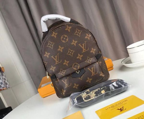 Hight quality women 039 palm pring backpack mini genuine leather children backpack women printing leather backpack
Hight quality women 039 palm pring backpack mini genuine leather children backpack women printing leather backpack